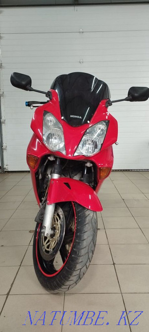 Продается Honda vfr 800 Уральск - изображение 4