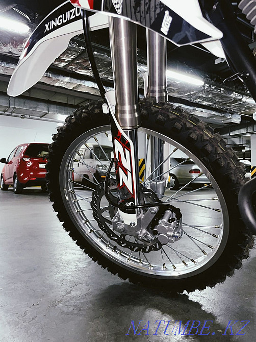 Z2 деген эндура мотоцикл багажы бар  - изображение 2