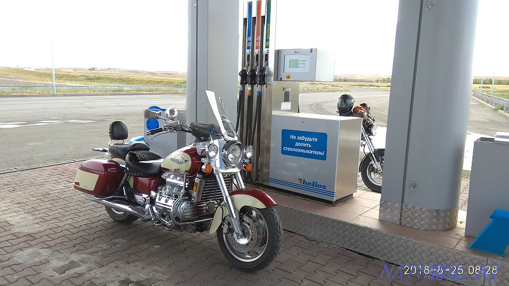 Sell Legendary Honda GL1500CT Valkyrie Tourer Aqtobe - photo 1