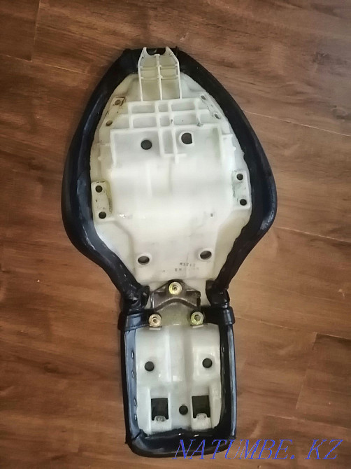 On a Honda Steed 400 seat Almaty - photo 4