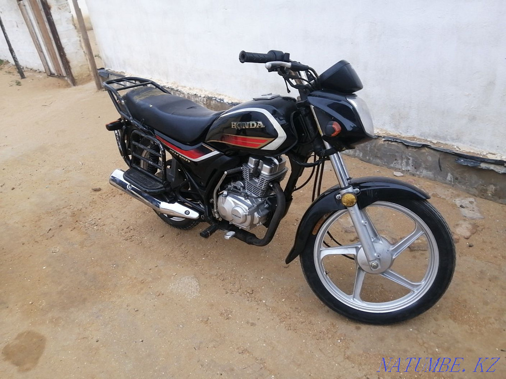 Motorcycle Honda 150 cc  - photo 1