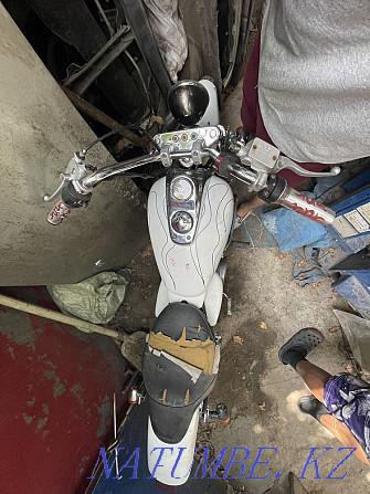 Мотоцикл Honda magnu Алматы - изображение 2