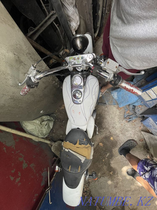 Мотоцикл Honda magnu Алматы - изображение 2