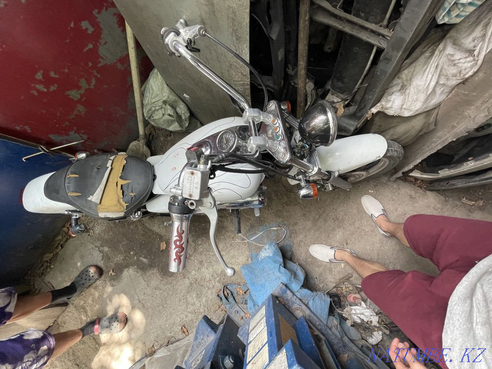 Мотоцикл Honda magnu Алматы - изображение 3