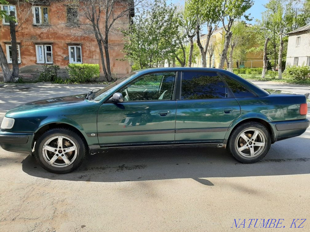 Audi 100 в плохом состоянии. Audi 100 c3 1988. Ауди 100 44 кузов синего цвета. Ауди 100 c3 ралли. Ауди 100 механика.