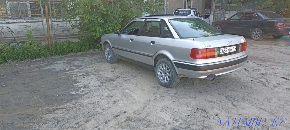 Audi 80    года Семей - изображение 9