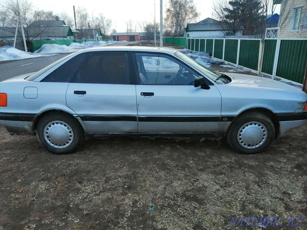Audi 80    года  - изображение 3