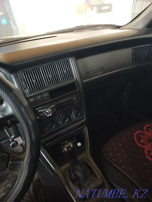 Audi 80    года Усть-Каменогорск - изображение 8