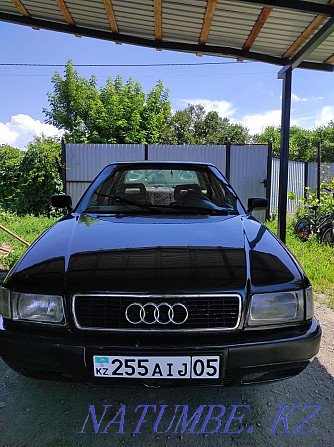 Audi 80    year Esik - photo 1