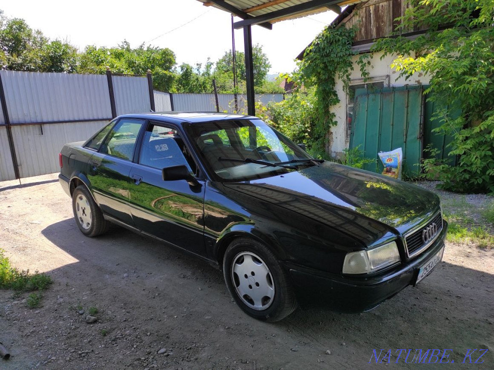 Audi 80    года Есик - изображение 4