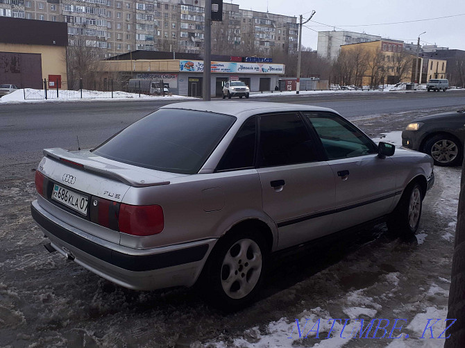 Audi 80    года Уральск - изображение 1