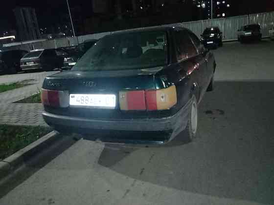 Audi 80    года  Астана