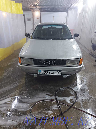 Audi 80    года Красный яр - изображение 9