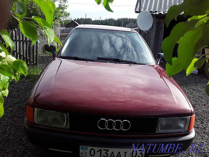 Audi 80    года Макинск - изображение 3