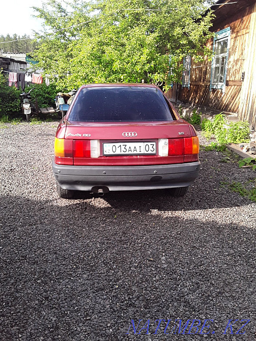 Audi 80    year Makinsk - photo 4