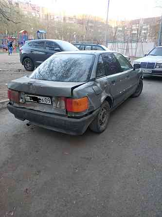 Audi 80    года Чапаево