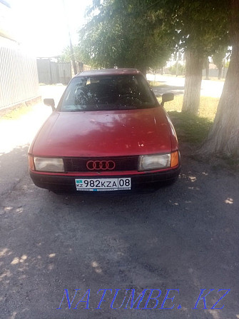 Audi 80    года Тараз - изображение 2