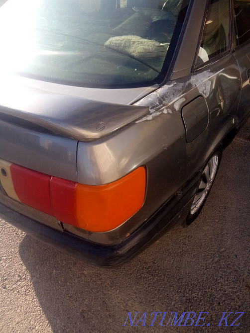 Audi 80    year Кайтпас - photo 8