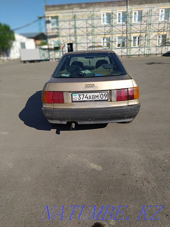 Audi 80    года Нуркен - изображение 4