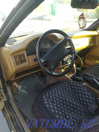 Audi 80    года Нуркен - изображение 6