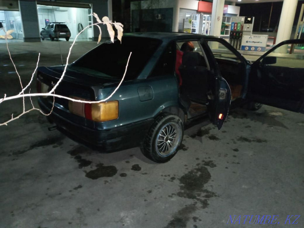 Audi 80    year Жумыскер - photo 2