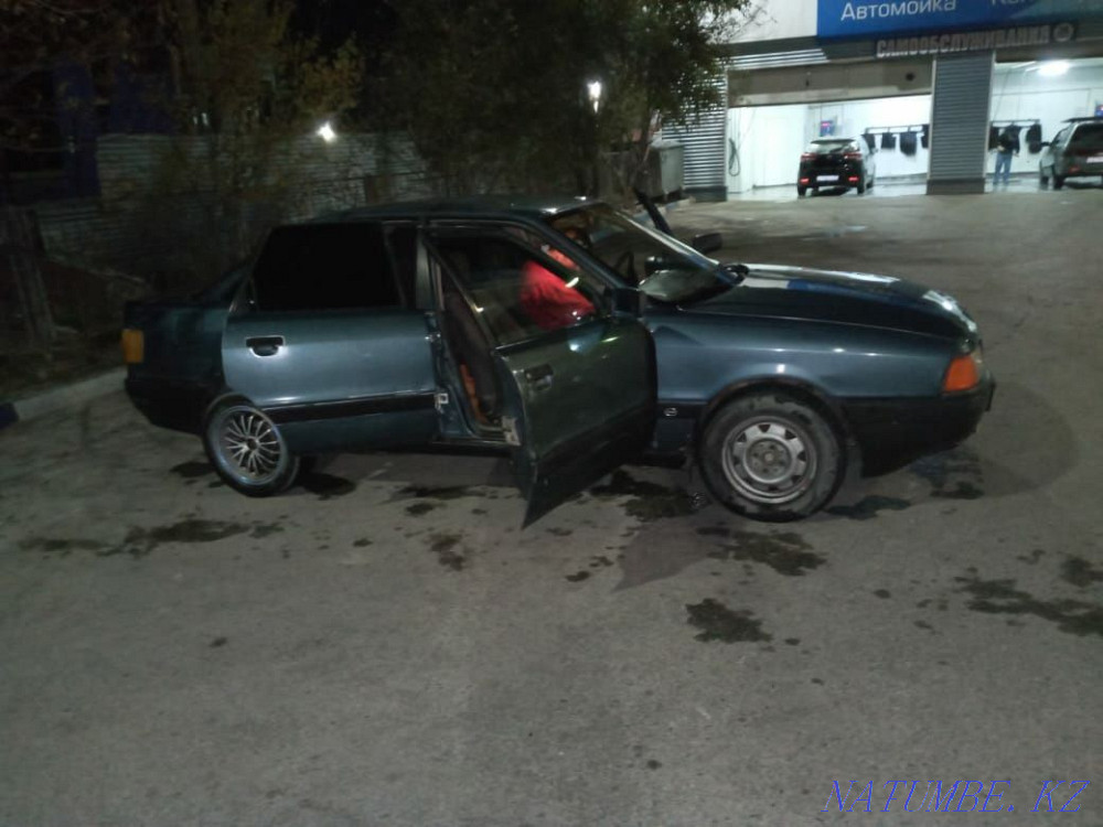 Audi 80    year Жумыскер - photo 3
