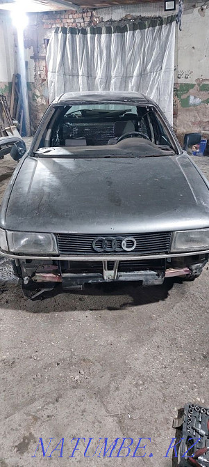 Audi '80  Петропавл - изображение 1