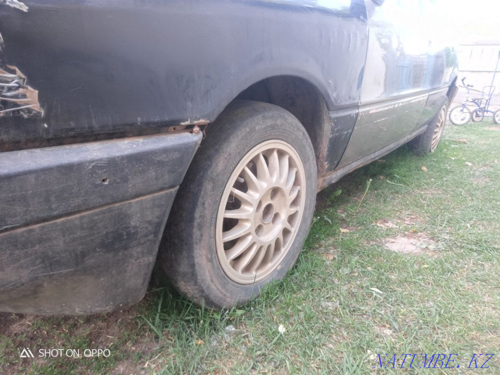 Audi '80  - изображение 2