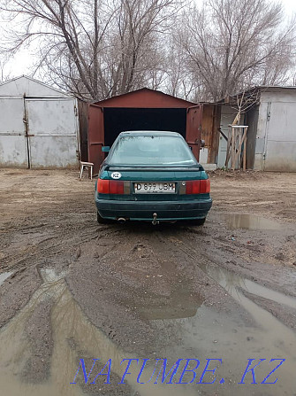 Audi 80    года  - изображение 2