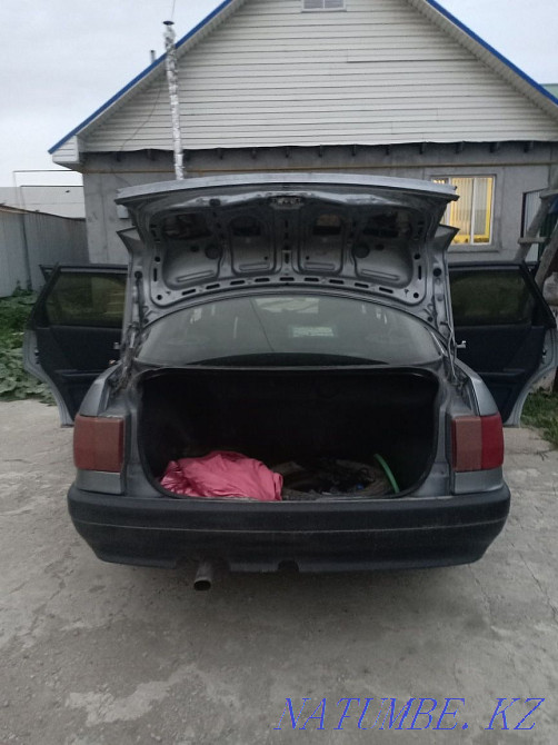 Audi 80    year Казцик - photo 3