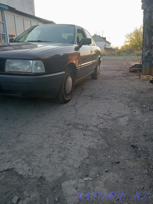 Audi 80    года  - изображение 1