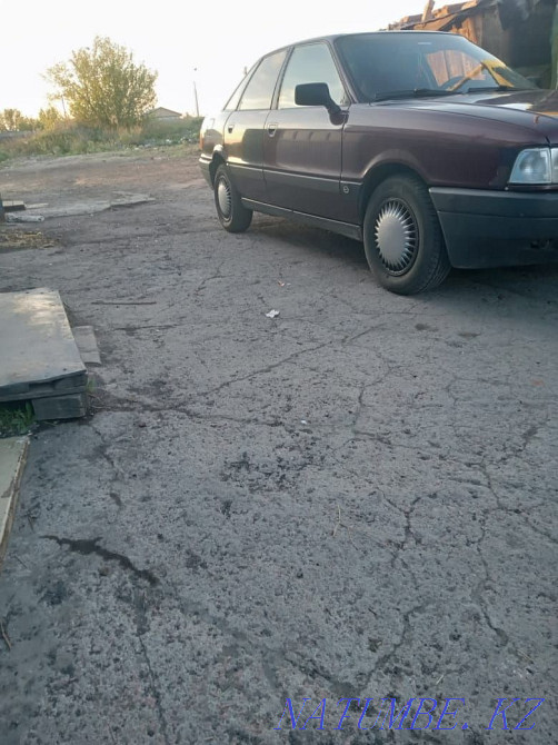 Audi 80    года  - изображение 2