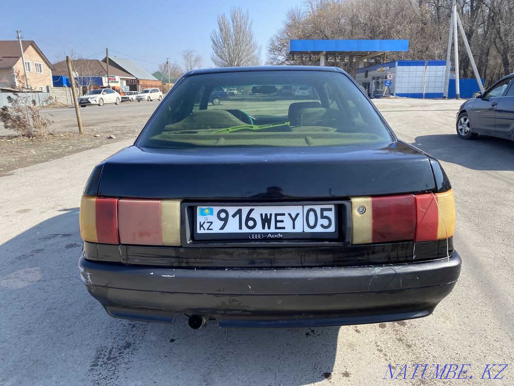Audi 80    года Шелек - изображение 4