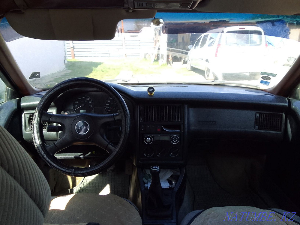 Audi 80    года Аксай - изображение 2