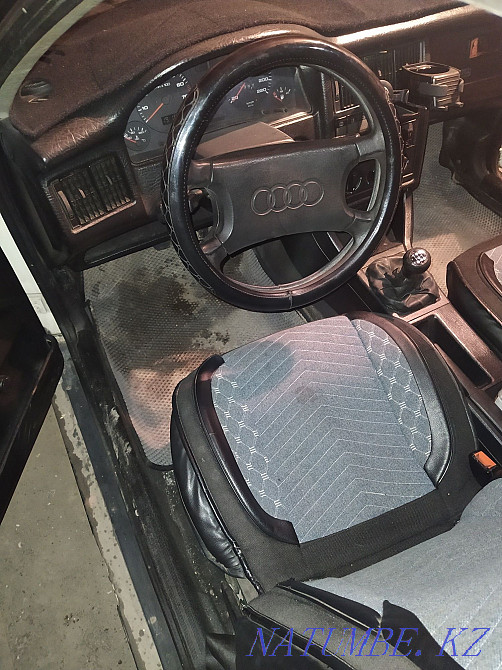 Audi 80    года Шашубай - изображение 8
