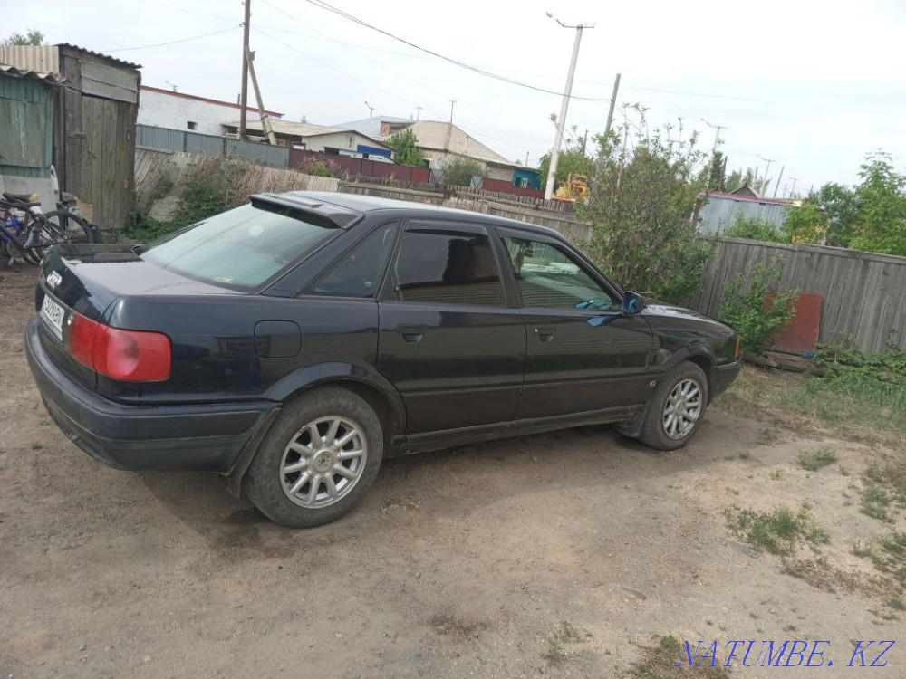 Audi 80    года Красный яр - изображение 3