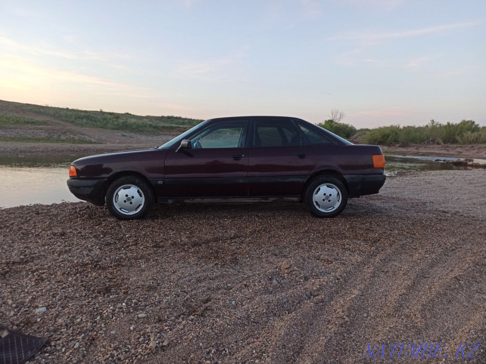 Audi 80    year Kostanay - photo 1