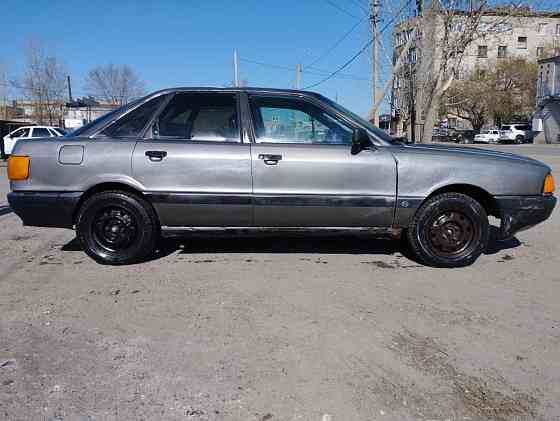 Audi 80    года Semey