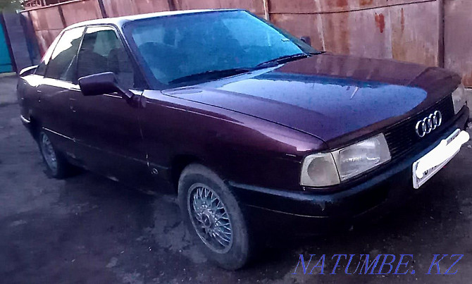 Audi 80    года  - изображение 1