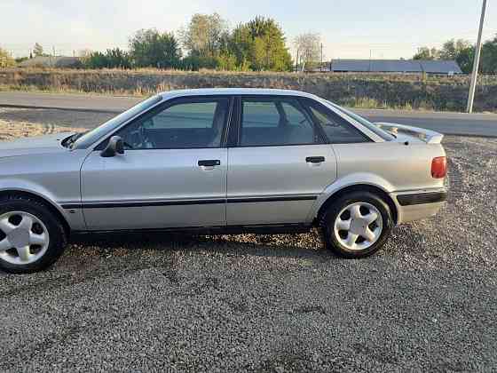 Audi 80    года  отбасы 