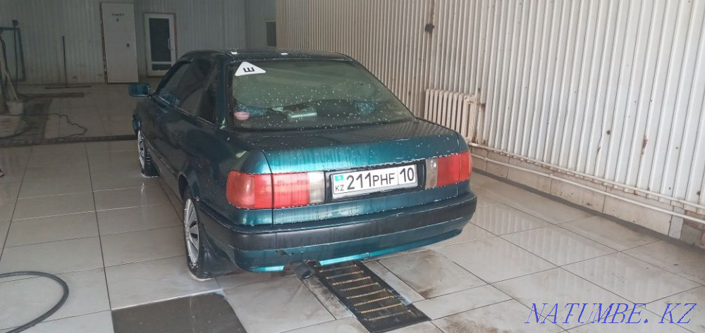 Audi 80    year Kostanay - photo 1