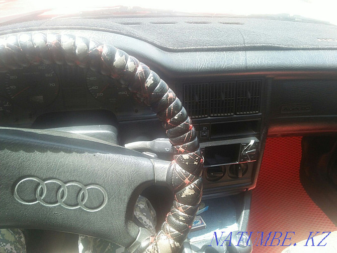 Audi 80    года Актау - изображение 6