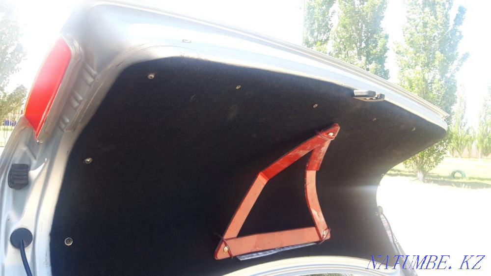 Audi 80    года Рудный - изображение 7