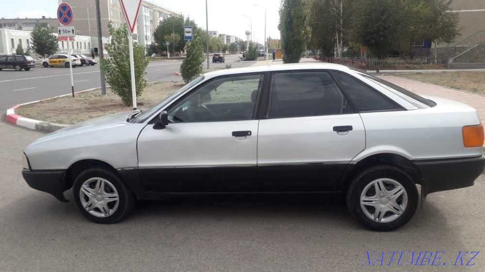 Audi 80    года  - изображение 4