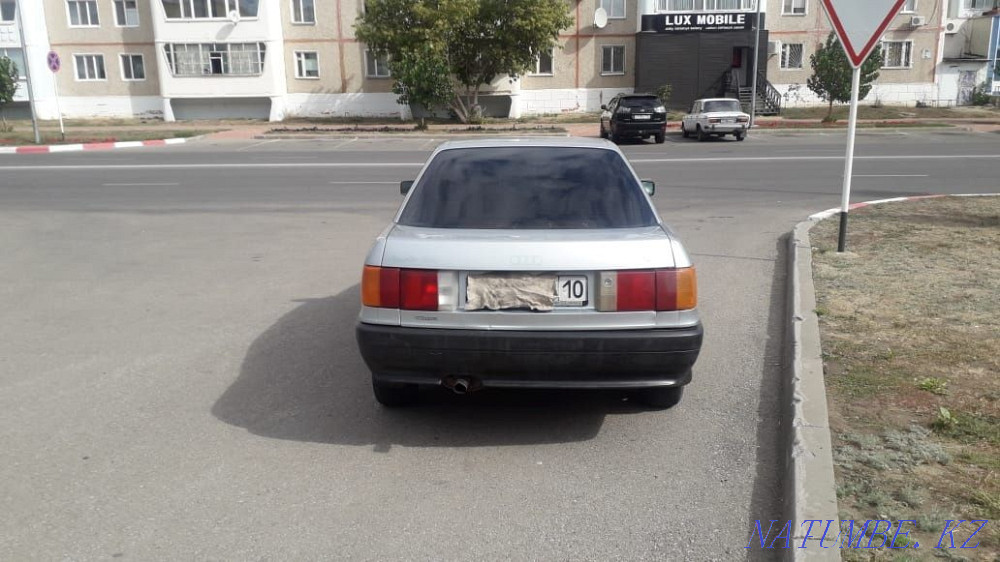 Audi 80    года  - изображение 2