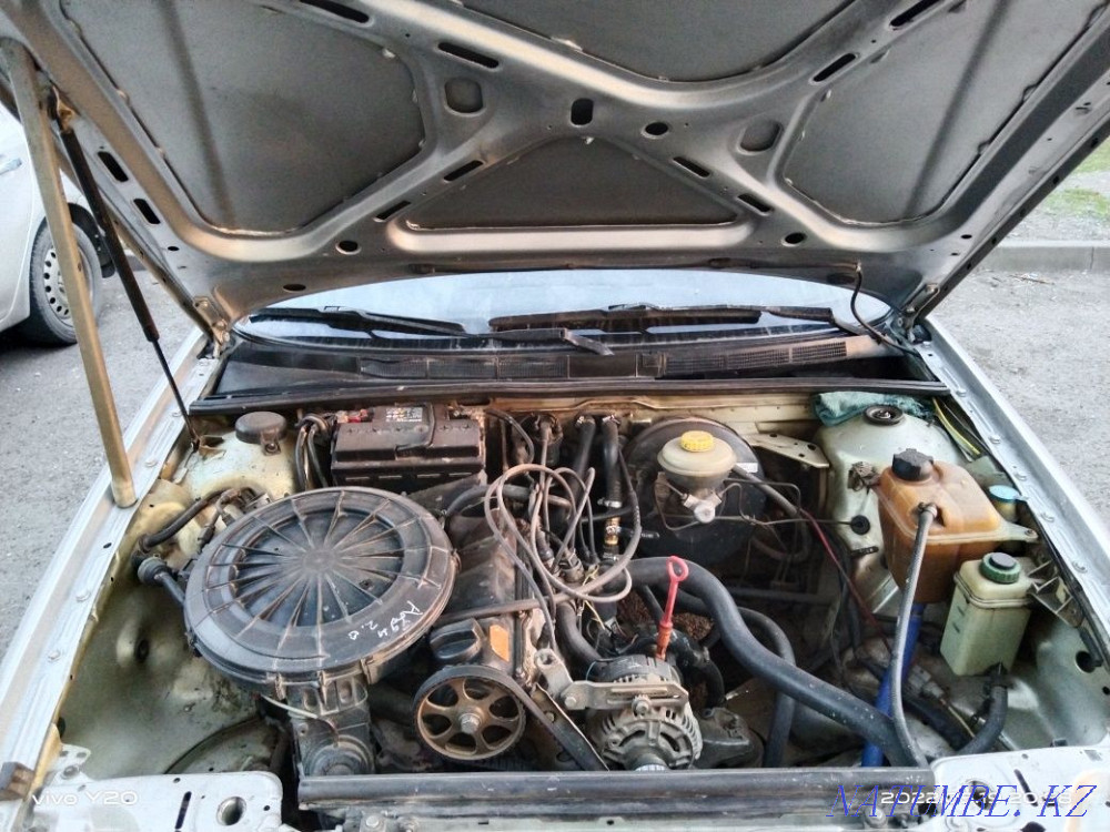 Audi 80    года Астана - изображение 7