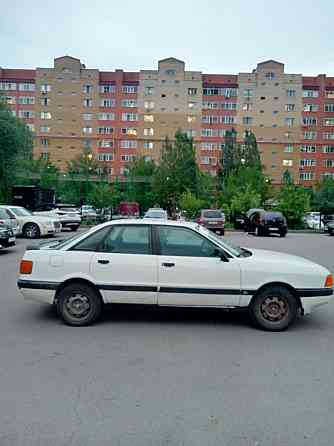 Audi 80    года  Астана