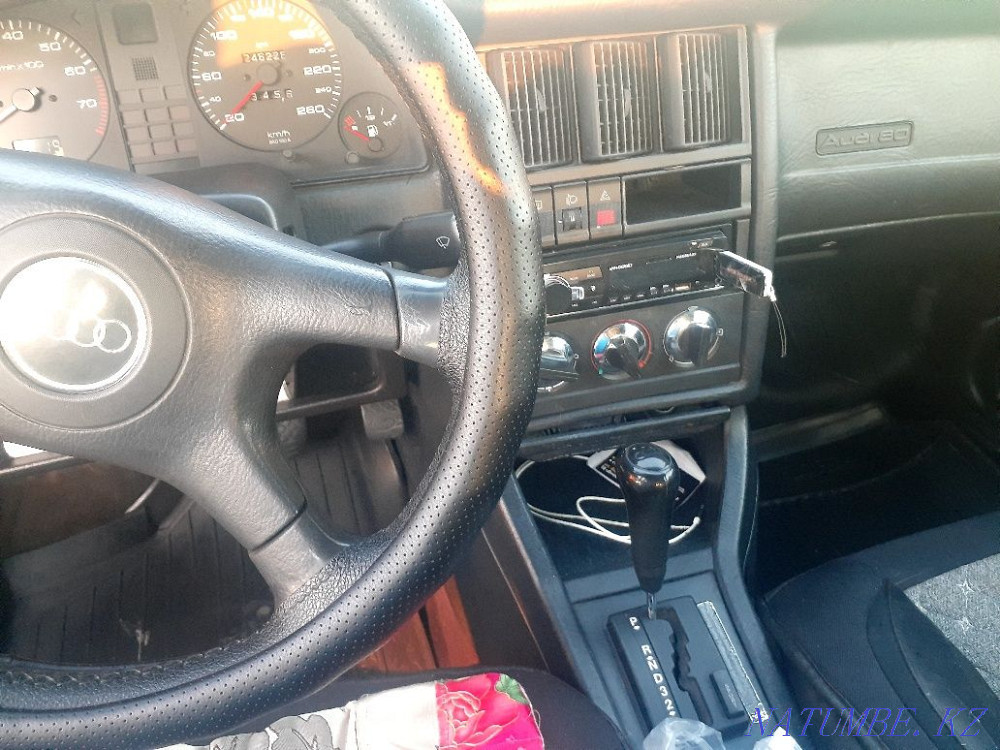 Audi 80    year Kostanay - photo 3
