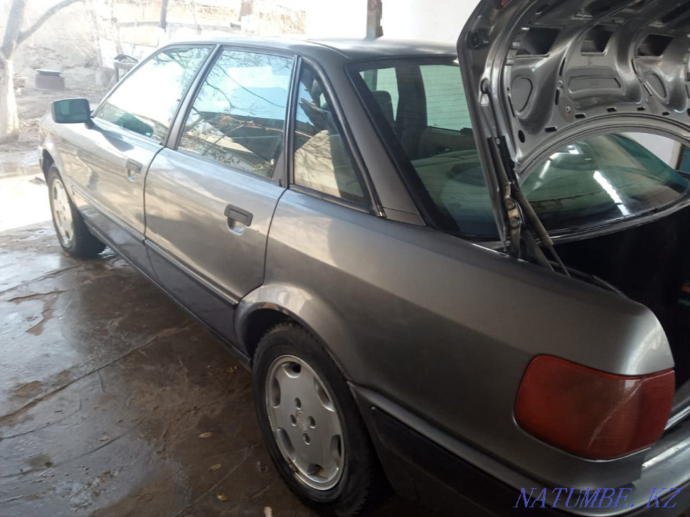 Audi 80    year Arys - photo 2