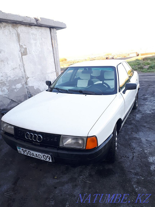 Audi 80    года Абай - изображение 1